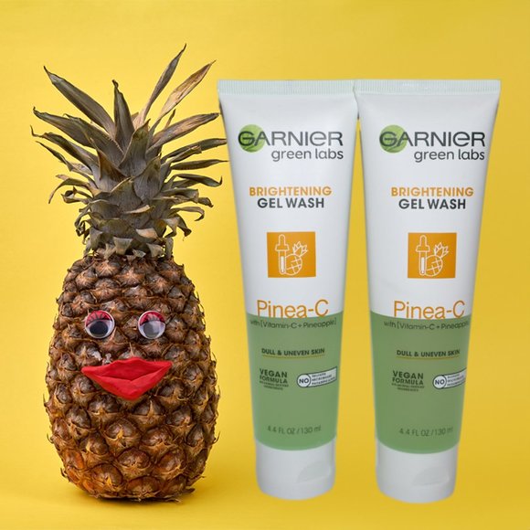 2 x Garnier Green Labs Brightening Gel Face Wash Pinea C Vegan Formula 4.4 oz ea - Picture 1 of 6